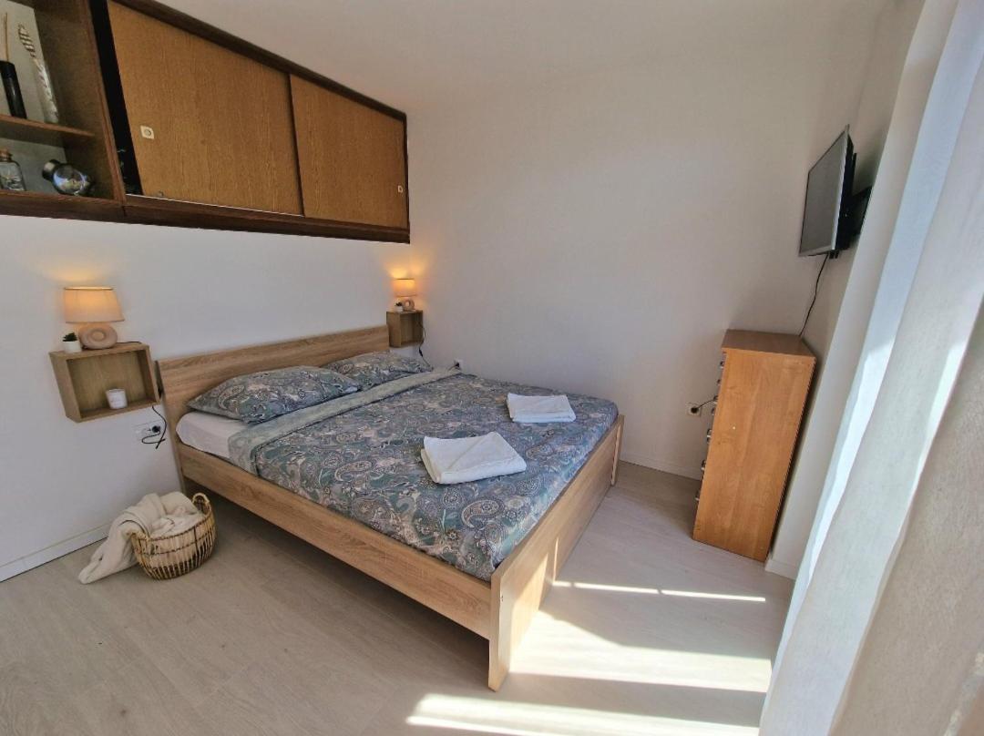 Studio Apartman Karla ริเยกา ภายนอก รูปภาพ